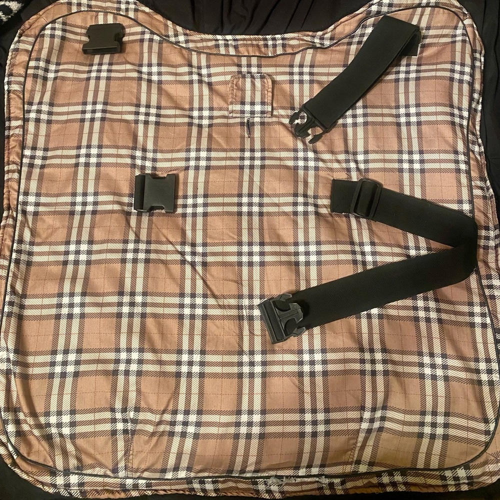 Bailey and Bella waterproof dog coat - Picture 3 of 12